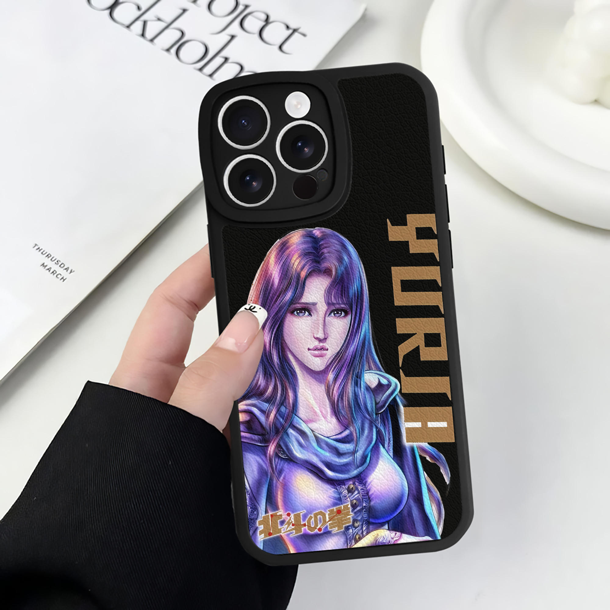 （画像用） 北斗の拳 Fist of the North Star 【iPhone 16シリーズ対応】シリコンスマホケース（レザー調） 材質：シリコン